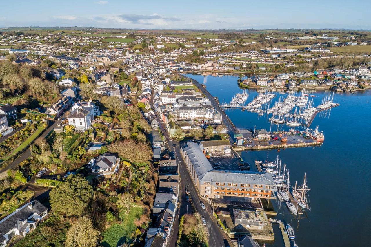 Ocean View,Kinsale, Hosted By Exquisite Holiday Homes, Sleeps 22 Exteriör bild