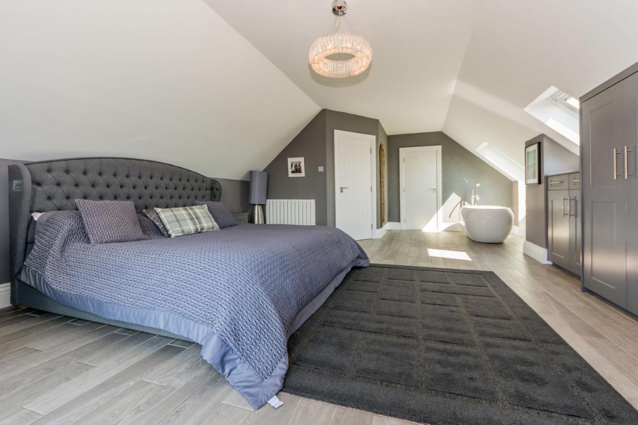 Ocean View,Kinsale, Hosted By Exquisite Holiday Homes, Sleeps 22 Exteriör bild